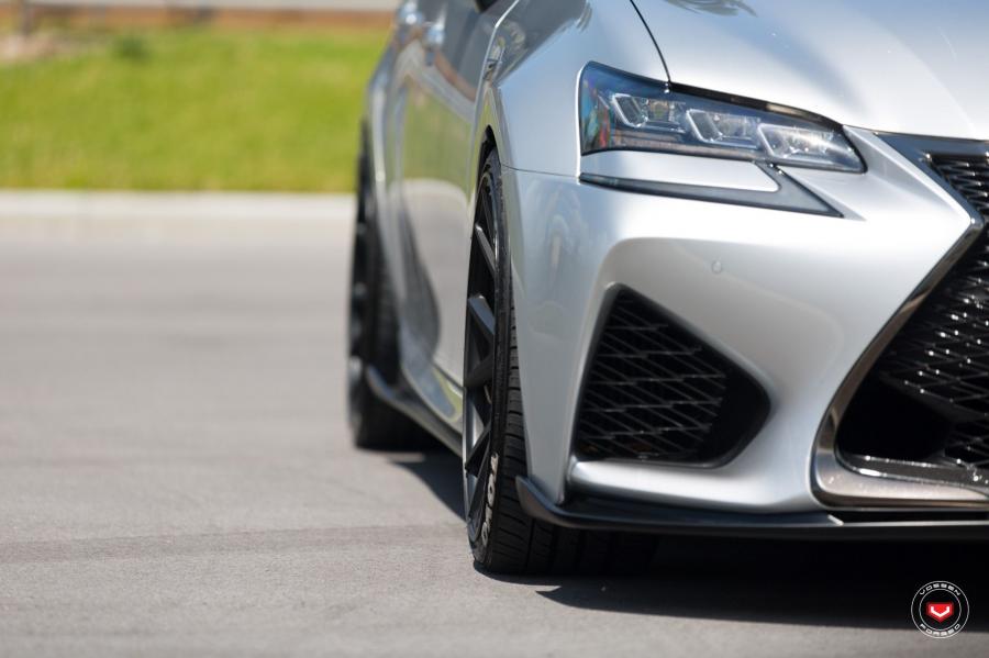 Детали экстерьера Lexus GS F on Vossen Wheels (VPS-306) 2017 года  (фото 29 из 40)